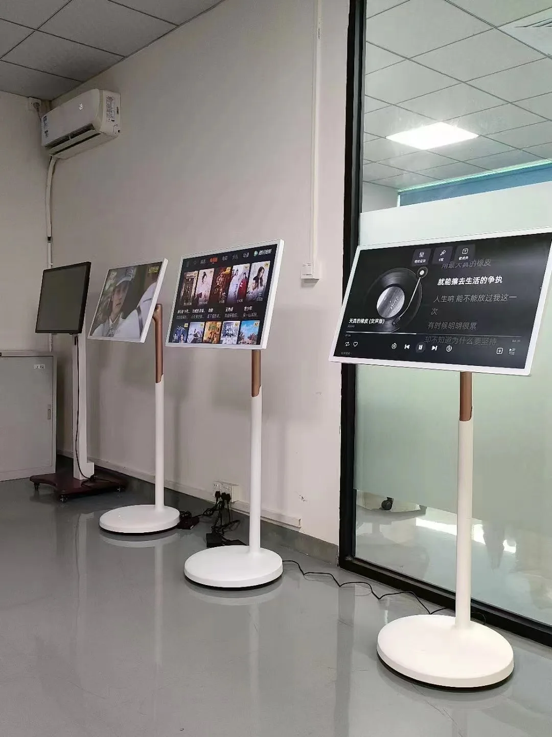 Touch Screen 32 Inch Portable  - Yoga Fitness Videos Free 评论和价格