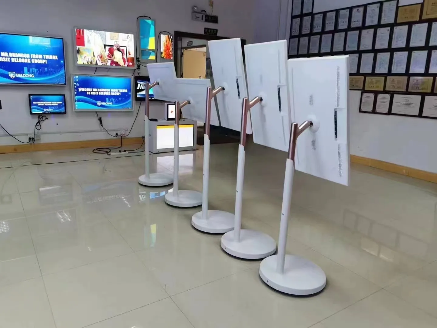 Touch Screen 32 Inch Portable  - Yoga Fitness Videos Free 评论和价格